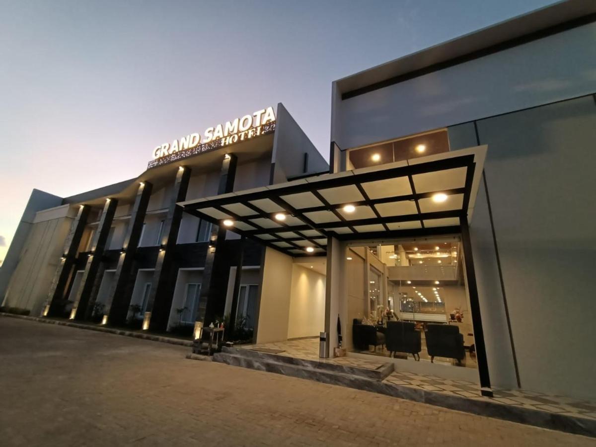 Grand Samota Hotel Sumbawa Exteriér fotografie