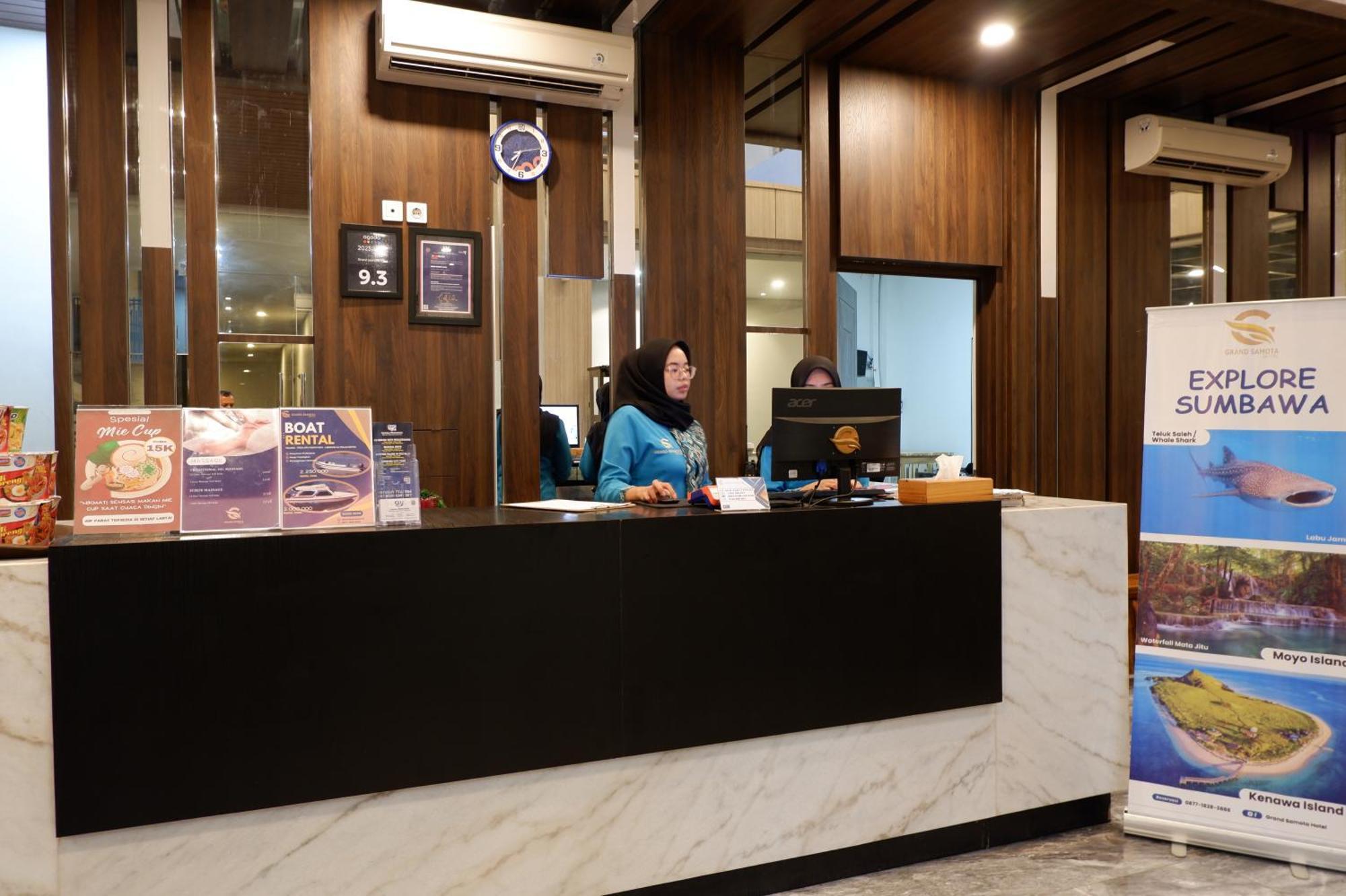 Grand Samota Hotel Sumbawa Exteriér fotografie